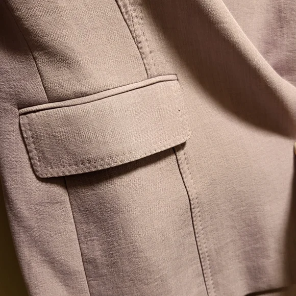 Ladies Anne Klein skirt suit - Picture 10 of 12